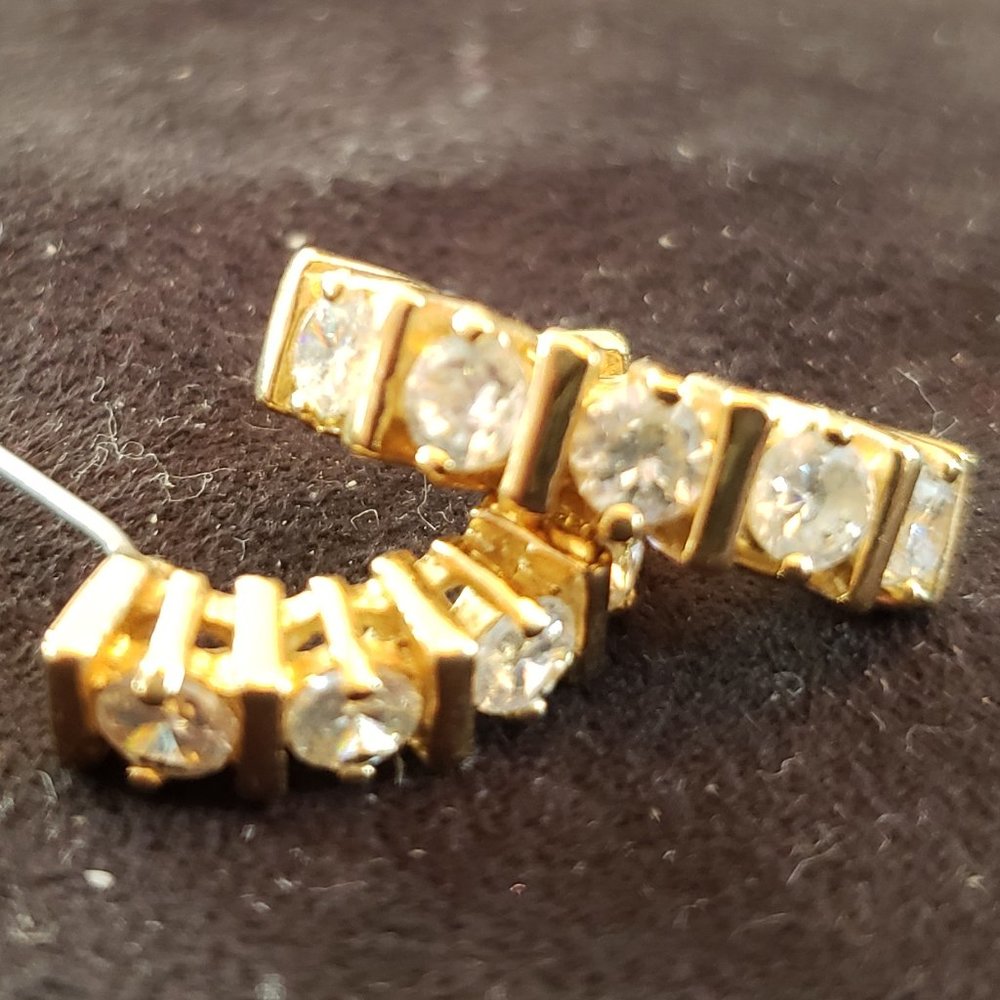 Diamond half hoops